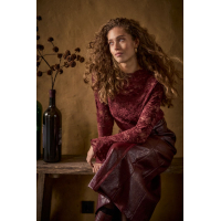 Tramontana Top Velvet Lace Pomegranate